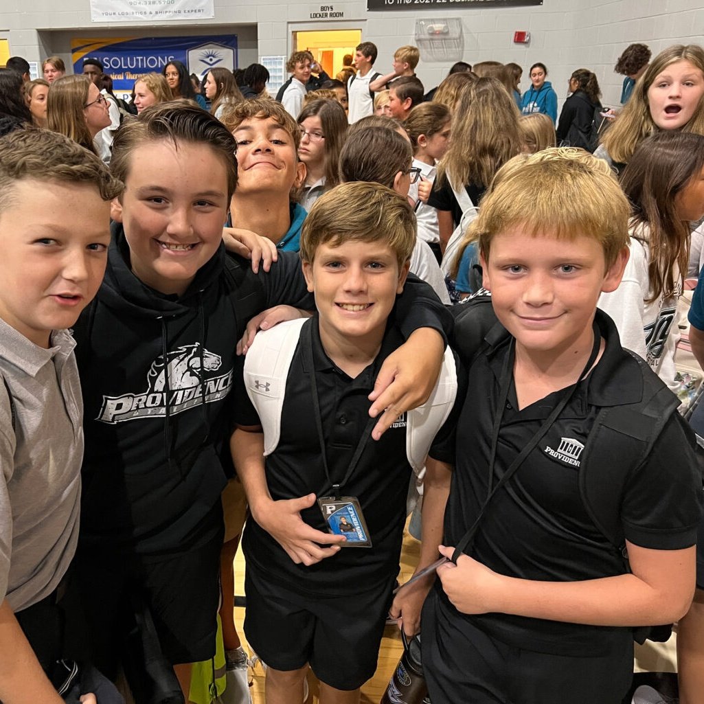 🔴 𝗨𝗟𝗧𝗜𝗠𝗔 𝗛𝗢𝗥𝗔

André Ventura é candidato a delegado de turma do 7°C.

"Vamos mudar este país e aumentar os intervalos em 1 hora" afirma Ventura