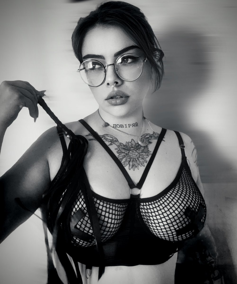 ShalnayaOlenica's tweet image. За вчора ми ледь закрили тисячу гривень. 

Друзі, нам дуже потрібні машини 🚘 

Давайье по 20-50 грн скинемось? 🥲