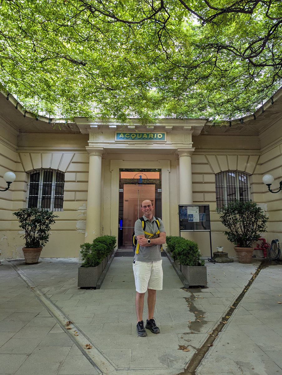 So glad to have given a course on photosynthesis ☀️ last week at the <a href="/SznDohrn/">Stazione Zoologica Anton Dohrn</a>, it's very humbling to see such a historical place for marine biology 👀🐠🐟🦠