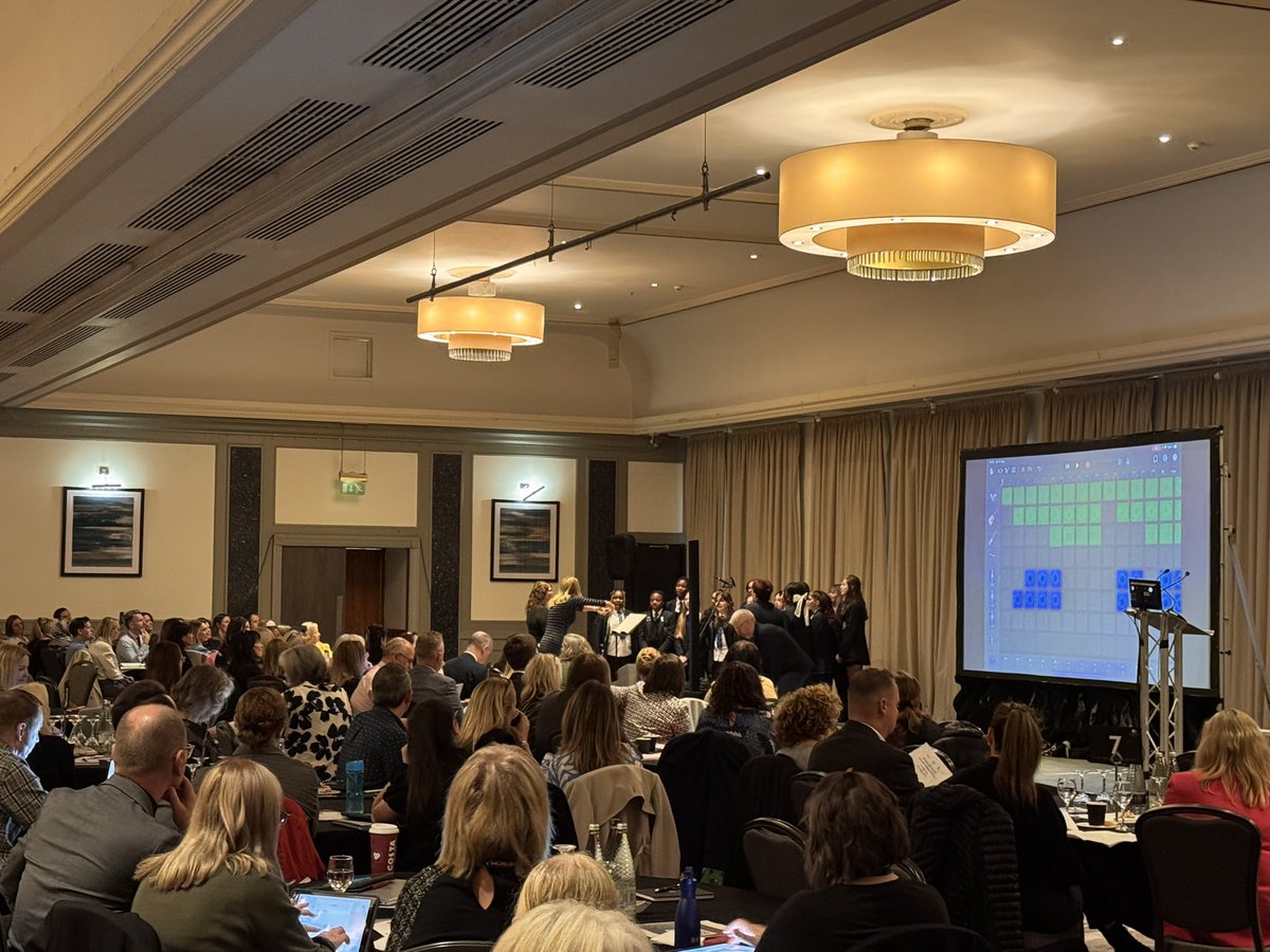 DL_for_All's tweet image. And we are off for #AllLearnersAllAchieving #ConnectedLearning @EdISGlasgow conference opened  by @StAndrewsRCSec choir and #garageband