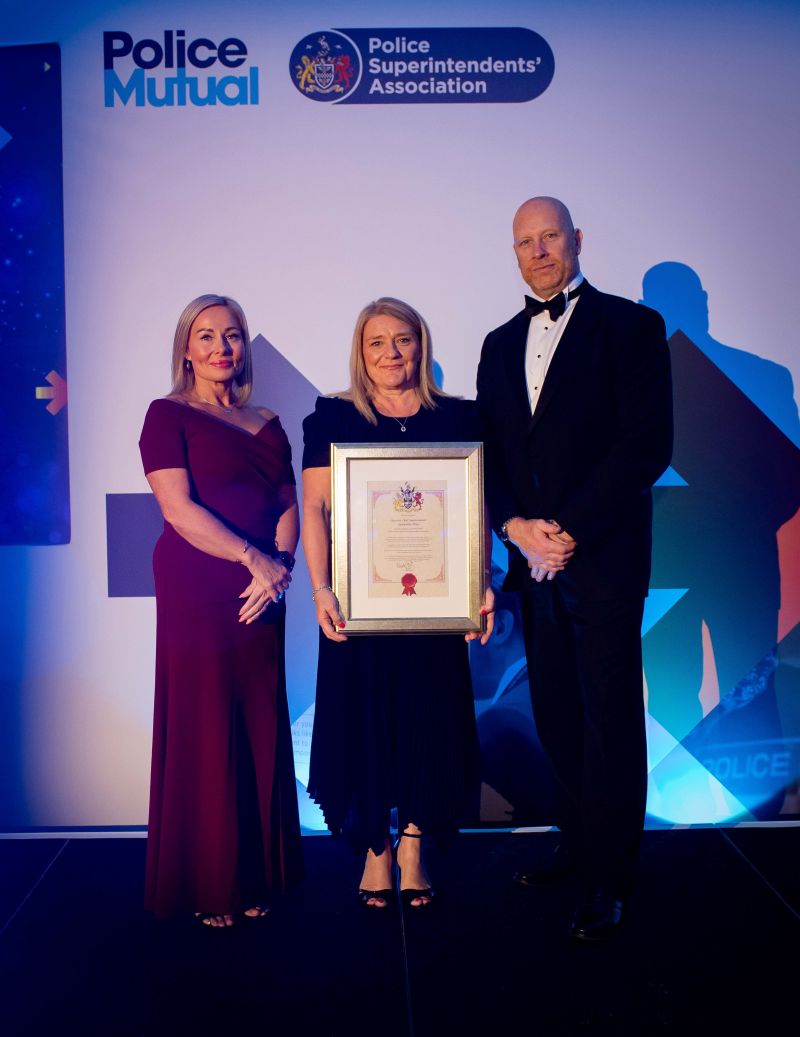 Police Mutual tweet media