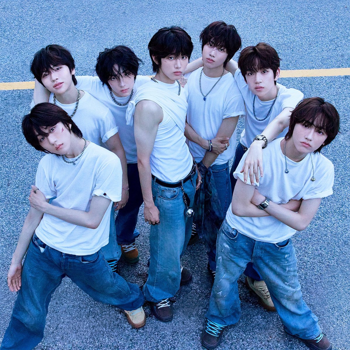 <I did it.> by #IDID has now surpassed 340,000 copies sold on Hanteo.