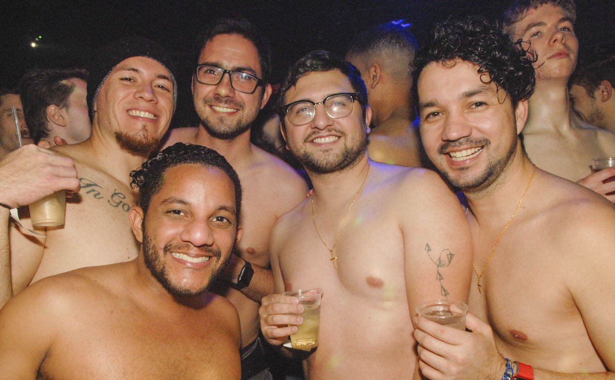 Have you got your entry to this Saturdays men only nude party yet?  

There's only a few days left until we get to nude up with a few drinks and enjoy a fun night with the guys - bring your mates and don't miss out! 🍆🍑

All guys are welcome!

Online entry link for $50: