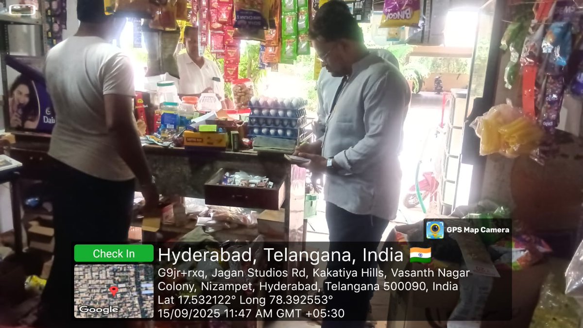 Hyderabad_Mail's tweet photo. Tobacco Sale Near School

Tobacco products are being sold in front of Neo Geetanjali School, Pragathi Nagar (Bachupally) despite a No Smoking Zone board.

On Sept 16, 2025, BRS leader Uppu Jaswanth lodged a complaint with Bachupally Police and NMC officials, citing over 200 people smoking daily near the school, exposing children to second-hand smoke.

As per COTPA law, sale of tobacco near schools is prohibited. Authorities have been urged to act immediately.

#HyderabadNews #PublicHealth #TobaccoBan
#Nizampet