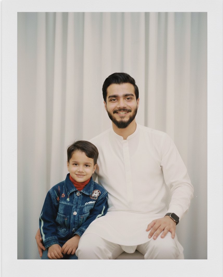 شہریار tweet media