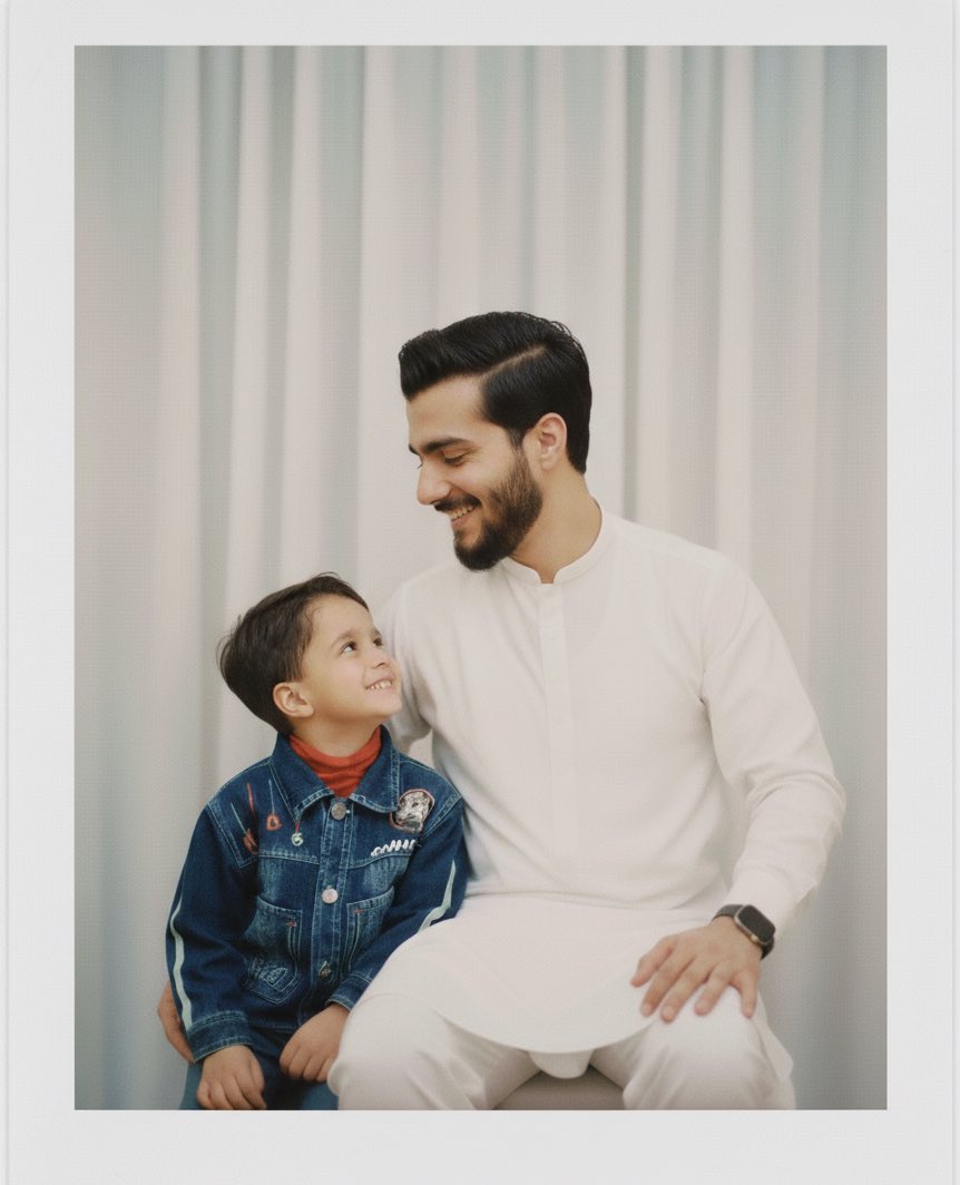 شہریار tweet media