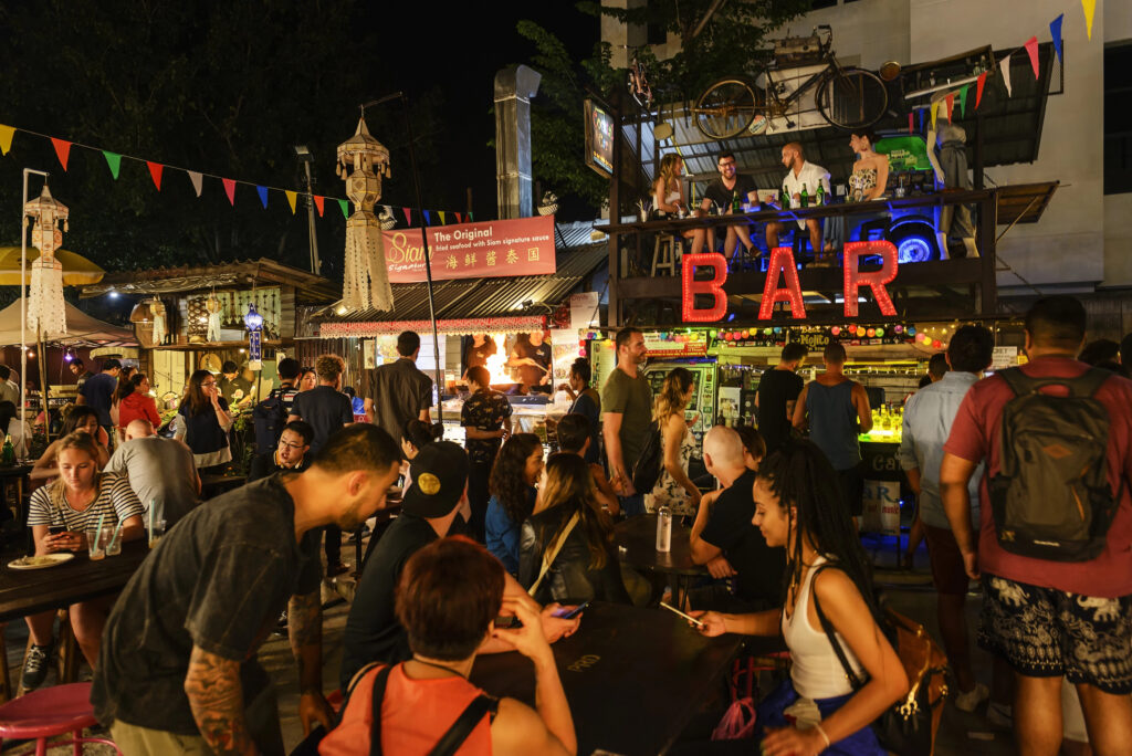 IntelliTraveler's tweet image. #Chiang Mai for #Nomads &amp;amp; #Expats: How To #Settle In, #Connect and Get #Local
indietraveller.co/chiang-mai-nom…