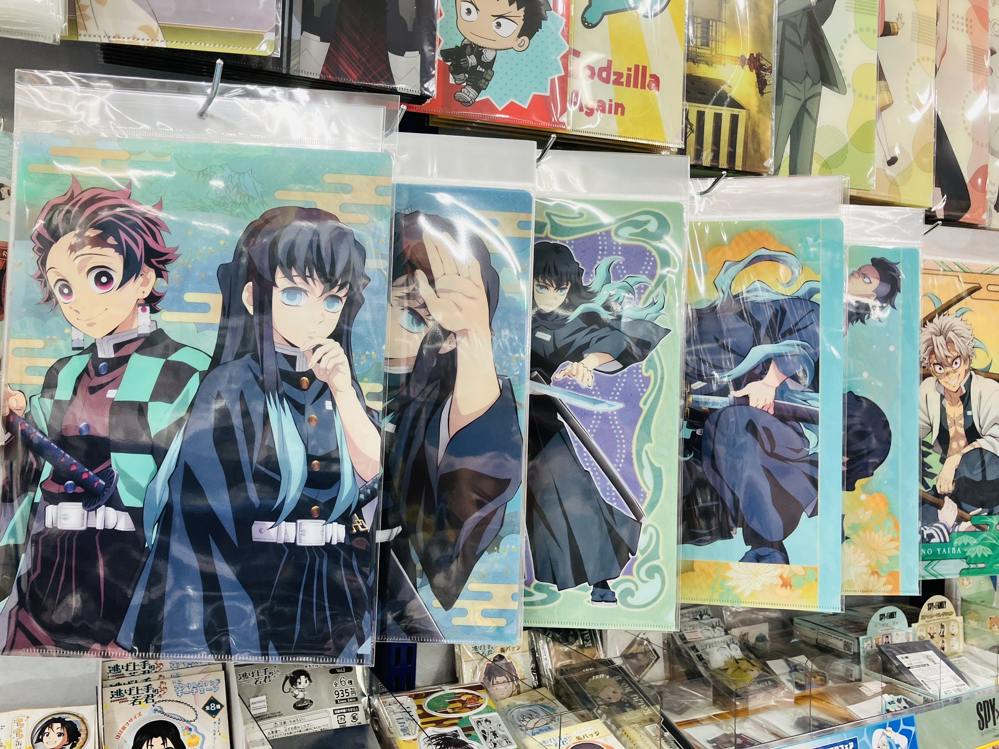 アニメグッズ まとめ売り 250点以上 未開封 美品あり 鬼滅の刃】新作グッズ3万円分一気に開封する！「ちっちゃいまめ