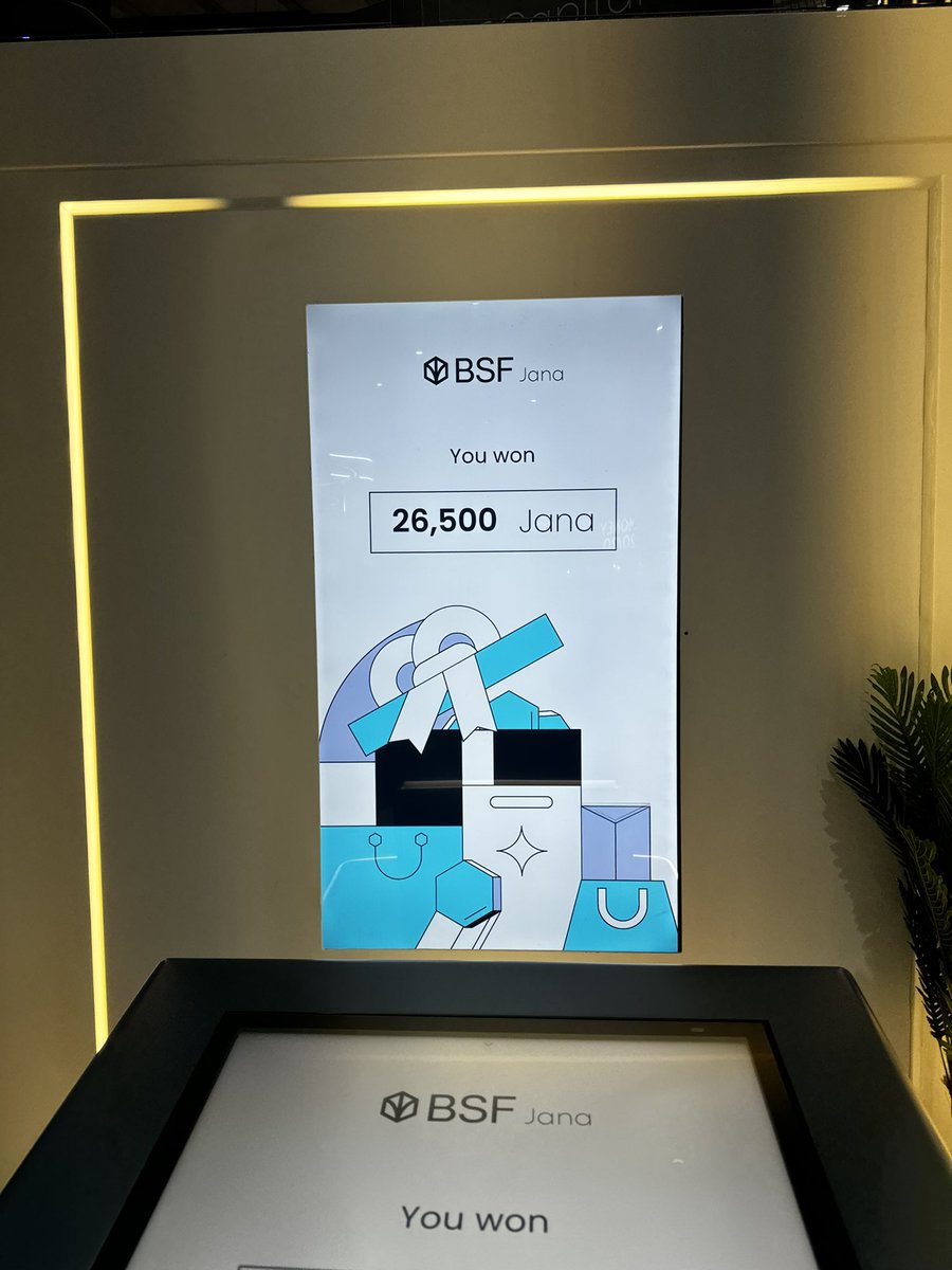 aziz_credit's tweet image. تبي تكسب نقاط مجاناً؟ وبدون ماتصرف ولا ريال 💸 

زرت جناح البنك السعودي الفرنسي BSF في معرض #Money2020
ولقيت عندهم لعبة تجمع فيها نقاط “جنى” 💰 

أنا لعبت وطلعت بـ 26,500 نقطة = تعادل 265 ريال لو حولتها الى قسائم 😍

فرصة حلوة تزور الجناح وتجرّب حظك 
وترى اليوم اخر يوم للمعرض ⏳