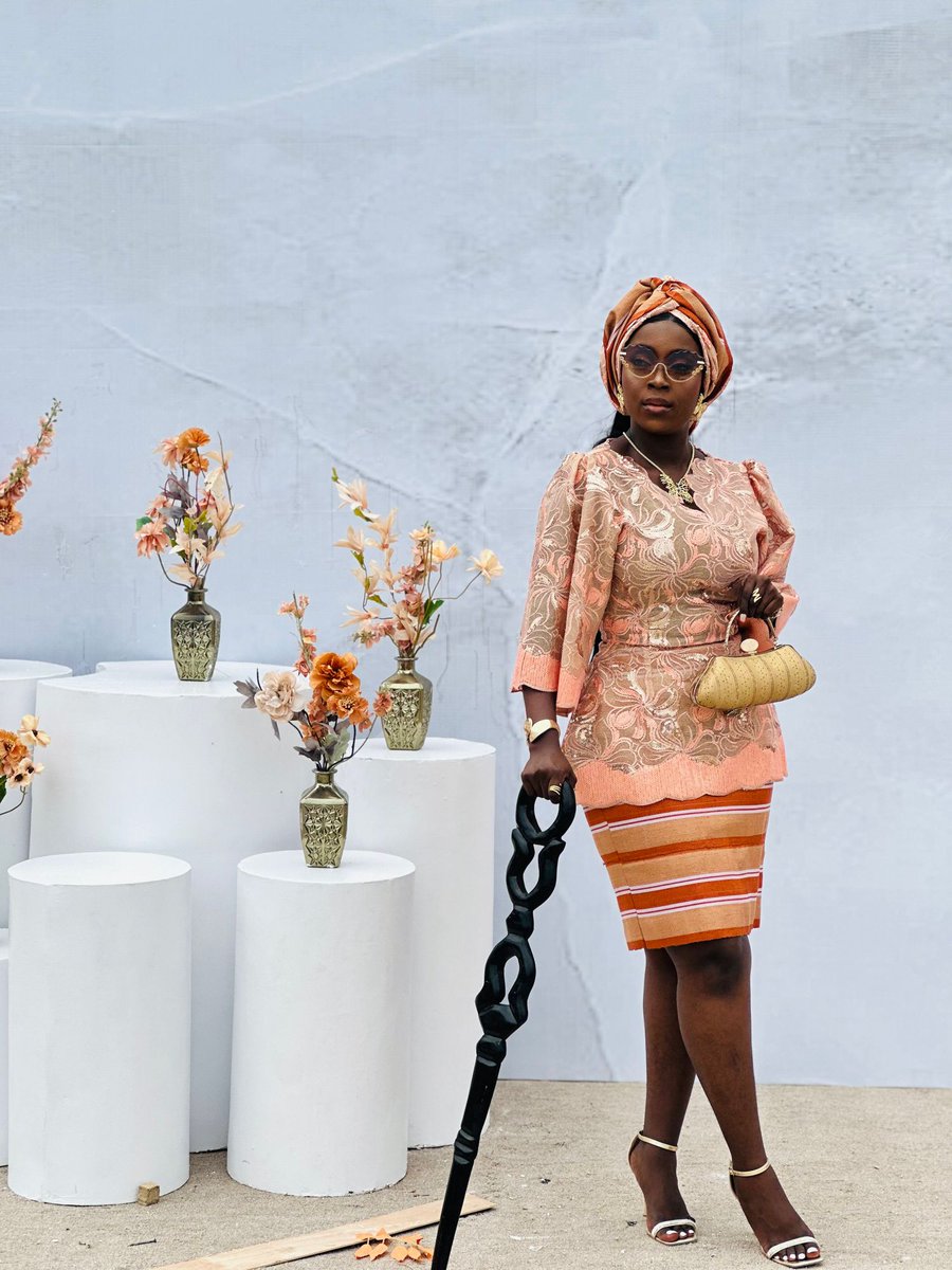 fayokemithestar's tweet image. The Fashion King serving it hot always 🔥🔥

#fayokemithestar #thefashionking #asoebibella #pretty