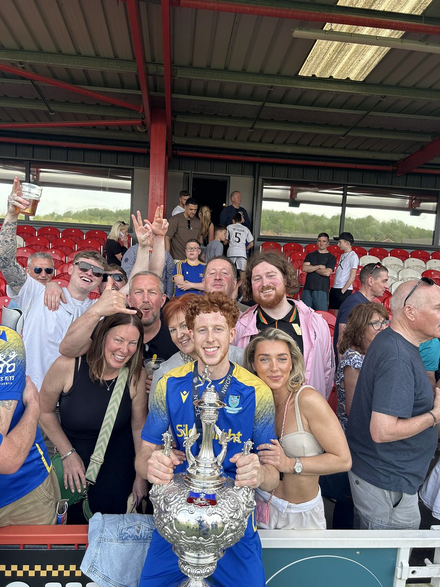 Ryan Moore tweet media