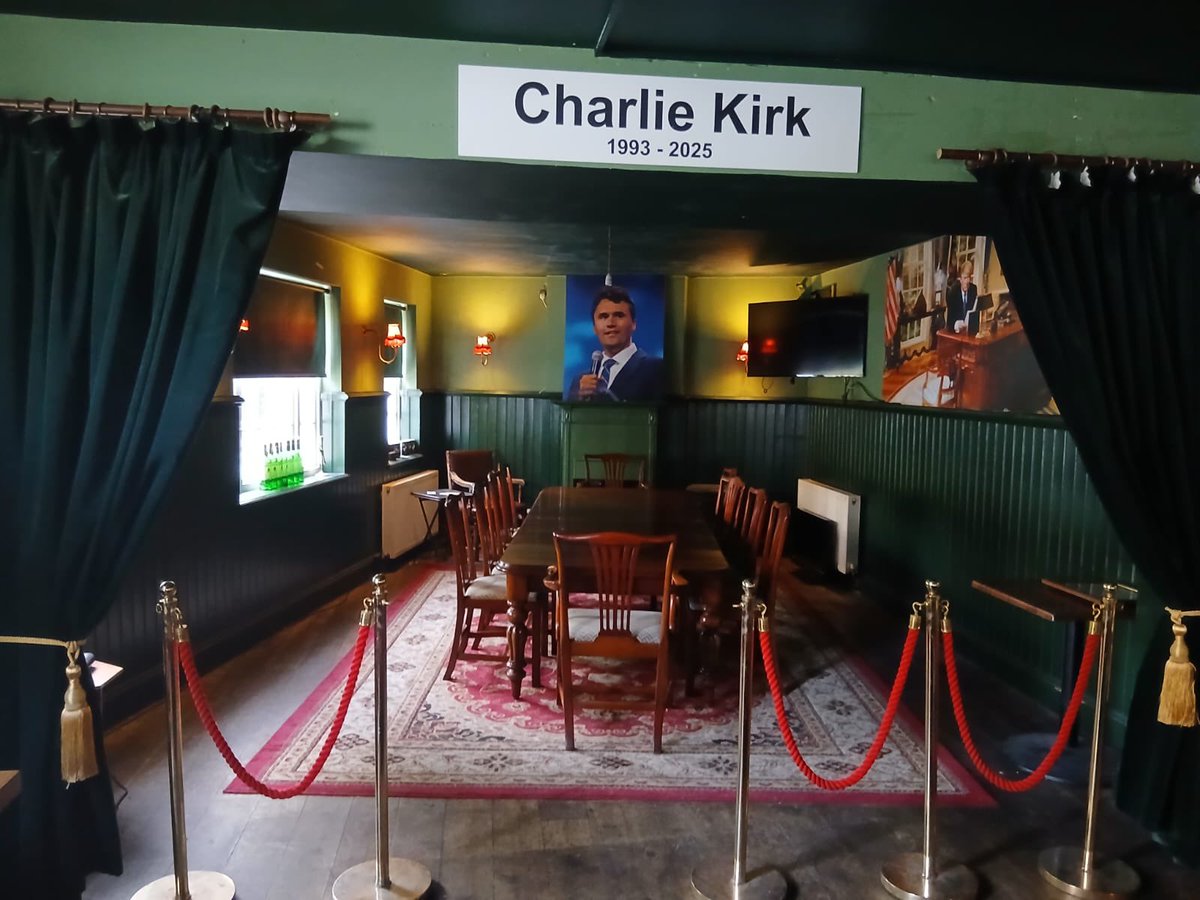 Biddy Mulligan's Olympia in West London has opened a lounge to honour the late Charlie Kirk, called the “Charlie Kirk Debate Room.”

The pub invites customers to celebrate free speech in his memory. 

Love this! 🇬🇧🇺🇸