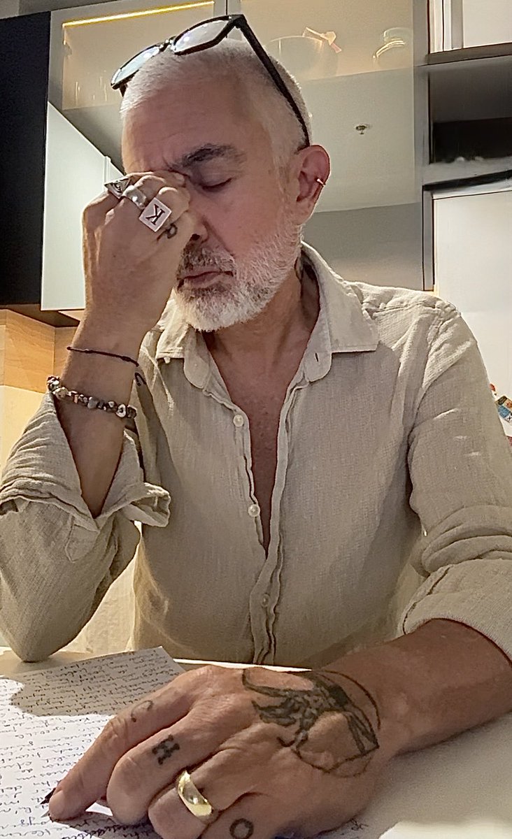 Yeni blog yazısı yayında.
“Para Kazanmak Üzerine
Ben paramı kazanıyorum, paramı beni kazanıyor?”
👇

medium.com/@kevinborg70/p…