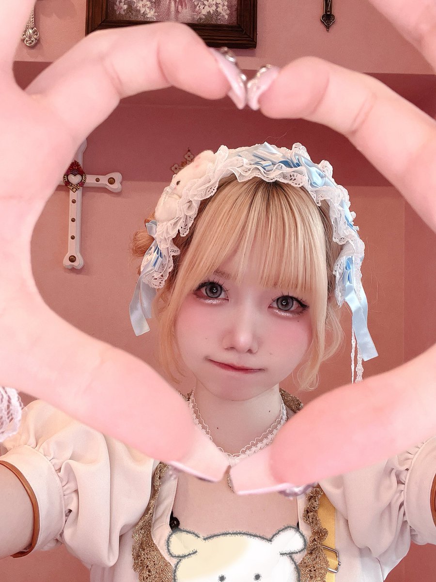 らっぽいん♡︎ᵎᵎᵎ

今日は23:00まで！
ねむさんと色違いのヘッドドレス買いました♡(˘ ˘ )

#コンカフェ #大阪コンカフェ #日本橋 #オタロード #心斎橋 #難波