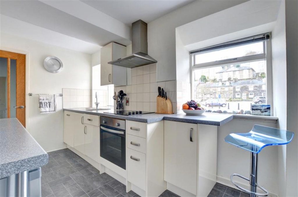 WeAcceptPets's tweet image. ✨ Stay at Greaves Wharf House in Porthmadog! Just 20 yards away, you can relax on the harbour wall &amp;amp; watch the ever-changing tides, or step onto the Wales Coastal Path, which runs directly alongside the house.

Accepts 🐶 🐈 
weacceptpets.co.uk/Gwynedd/3593 

#Porthmadog #Gwynedd #Coast