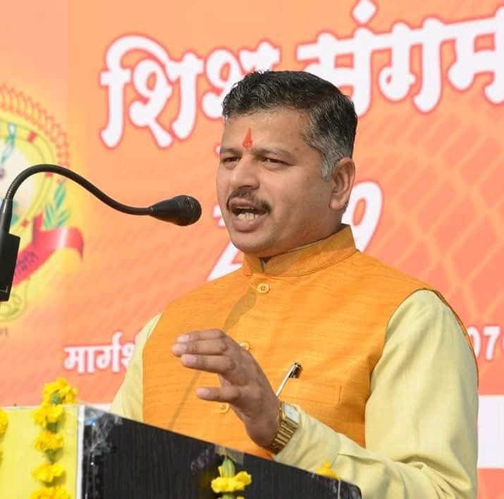 हम सबके मार्गदर्शक राष्ट्रीय स्वयंसेवक संघ, उत्तराखण्ड के प्रान्त प्रचारक परम आदरणीय डॉ शैलेन्द्र जी भाई साहब को जन्मदिन की हार्दिक शुभकामनाएँ।
भगवान श्री बद्री-केदार जी से प्रार्थना है कि आपको दीर्घायु एवं स्वस्थ जीवन प्रदान करें I