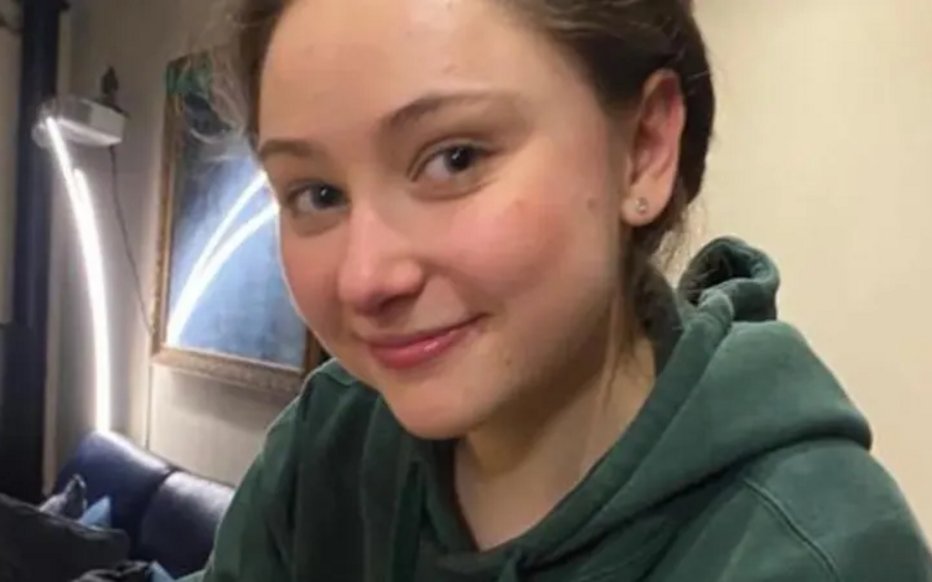 "Ceux qui ont failli à leur fonction n’ont pas eu un mot pour Philippine, aucun n’a envoyé une gerbe sur sa tombe. Cela montre à quel point ils ne se sentent ni coupables ni responsables" témoignent ses parents

 fdesouche.com/2025/09/17/ceu…