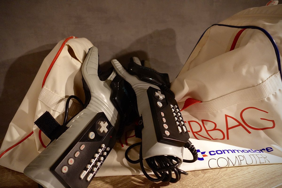 badgerpunch's tweet photo. What’s your favorite terrible retro hardware?
The Nintendo Power Glove is notoriously useless, but it looks so ridiculously cool you just need to have two of them, right?
We would love to hear your takes. Please share… 😁
#retro #retrogame #nintendo #bestoftheworst https://t.co/Exv7u1I6le