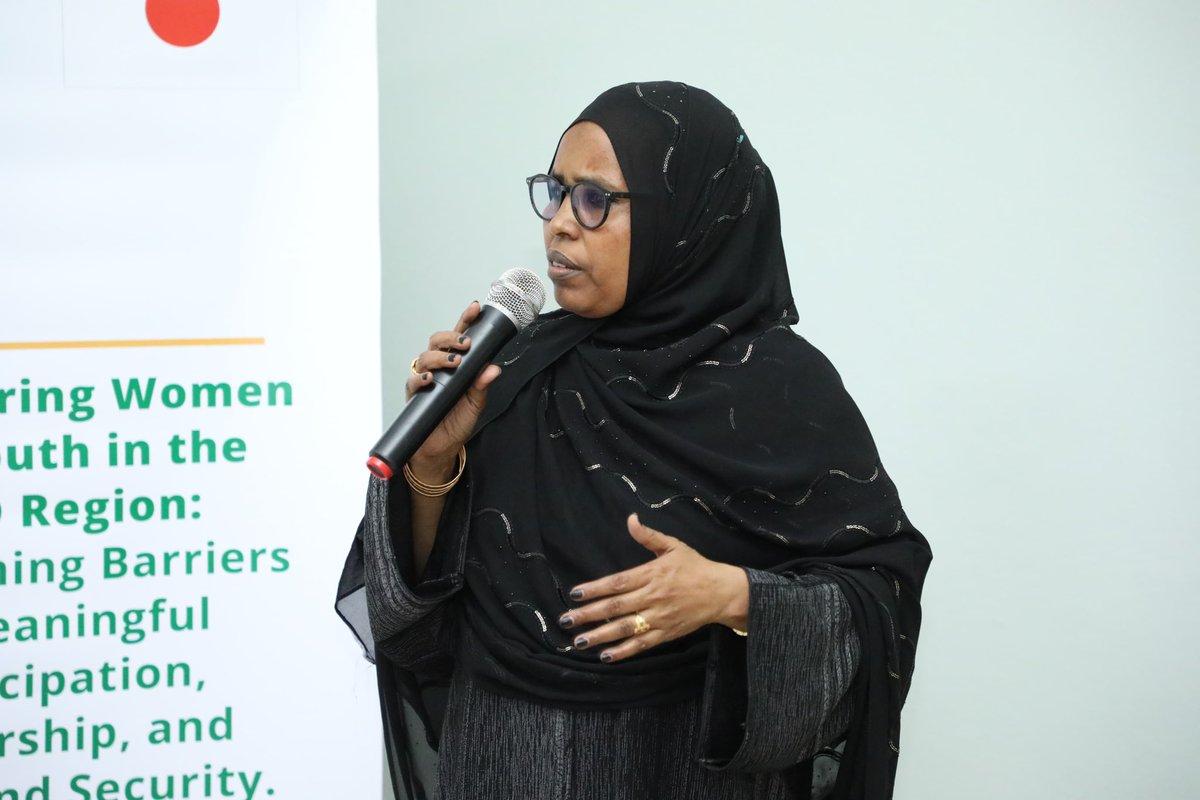 IGADgender's tweet photo. Social & cultural norms continue to shape how women & youth participate in our communities. At Mandera, @IGADsecretariat Gender Office with support from the People of @japan is convening traditional & religious leaders, community influencers, media  & policymakers  to challenge harmful norms and foster gender equality.

This CulturalTransformation initiative recognizes that shifting norms is central to peace & security in the IGAD region. By engaging those who hold influence in homes, schools, markets & places of worship, we can create inclusive spaces where women & youth thrive.

During the opening,  Amina Farah IGAD Programme Manager called for stronger platforms for women & youth voices in decision-making. @FatumaIAdan IGAD head of Mission for Kenya reminded us that culture, while sometimes a barrier, can also be a driver of transformation.@UmmuKassim Women Representative Mandera County stressed that sustainable peace is impossible without gender equality.

Over 2 days, leaders will engage in community dialogues, capacity building & action planning. Together, we aim to build a supportive cultural environment that dismantles harmful norms and champions equality as the foundation for peace & development. #igadgender
