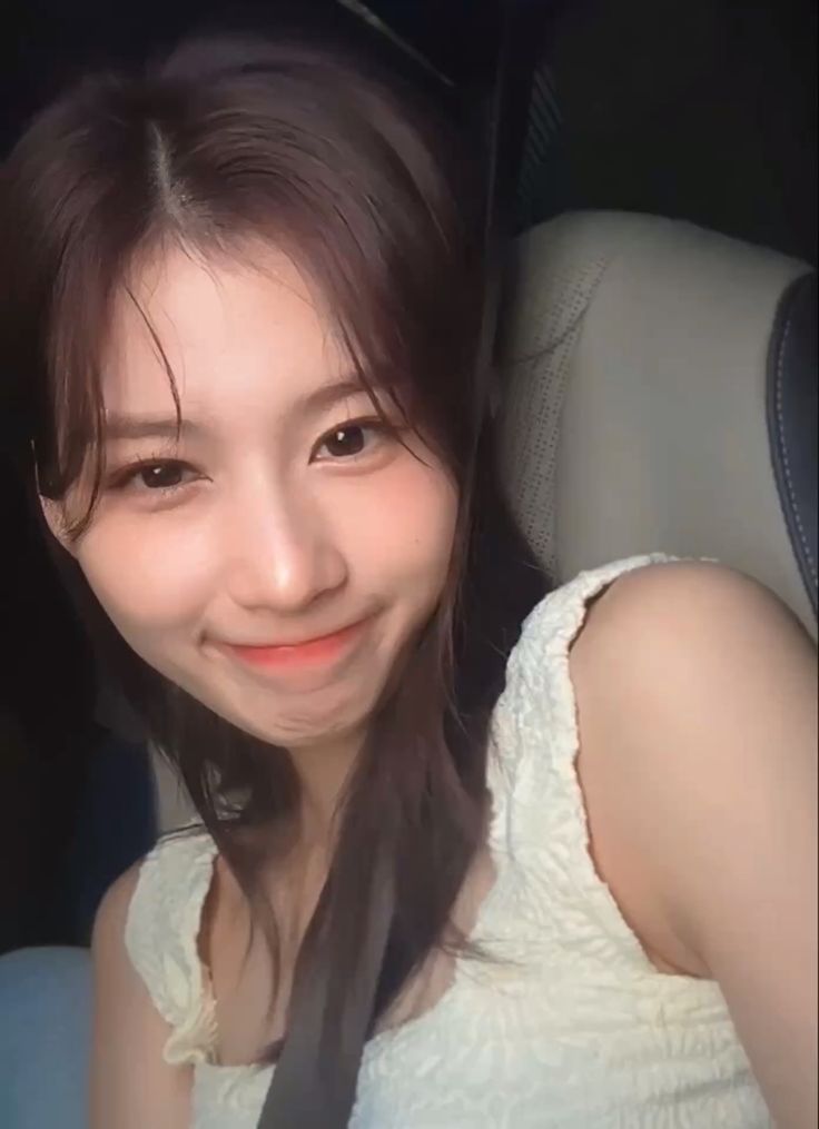 Hai hai haiii-!!!
Toko bunga kesayangan kalian sudah bukaaa yeeyy 💐💐💐
Buat kalian yang mau kirim kirim dan mau order, bisa langsung ketuk dm kita yaa-!!!💐💐💐💐

-✨