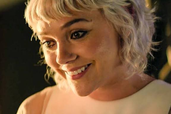 AdolfoPlot's tweet image. Me equivoqué con #Fundación, pensé que se estancó, pero ¡qué final de temporada más bueno! Todo fluyó magistralmente, con giros brutales y perdidas dolorosas. La temporada 4 va a partir en otro escenario totalmente diferente ¡estoy hypeado! #FundacionIsaacAsimov