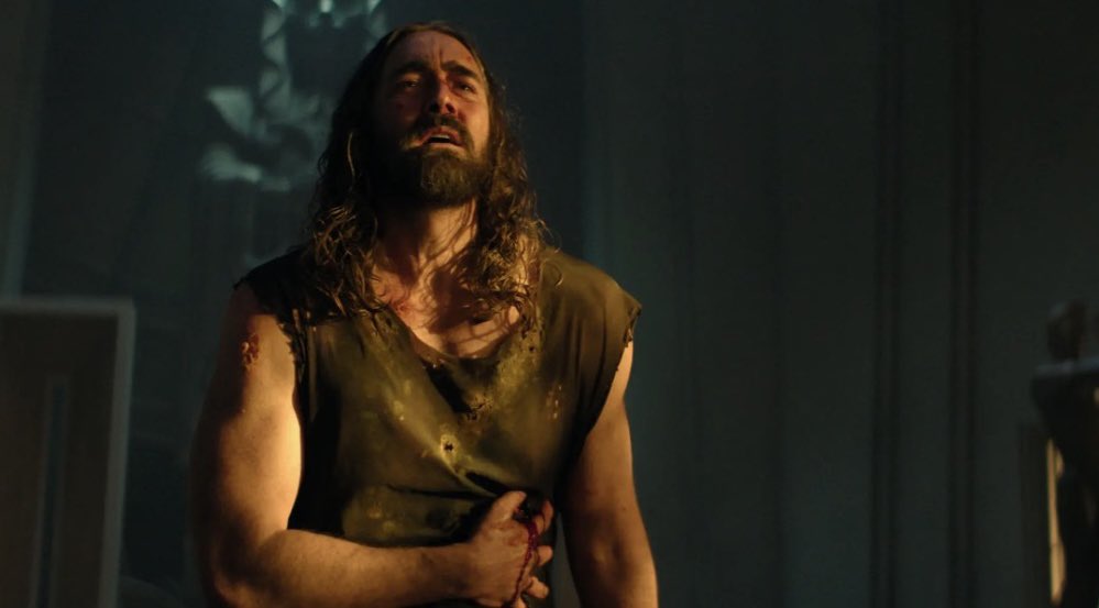 AdolfoPlot's tweet image. Me equivoqué con #Fundación, pensé que se estancó, pero ¡qué final de temporada más bueno! Todo fluyó magistralmente, con giros brutales y perdidas dolorosas. La temporada 4 va a partir en otro escenario totalmente diferente ¡estoy hypeado! #FundacionIsaacAsimov