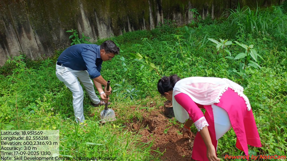 deexkoraput's tweet photo. "EPMKN 2.0 Odisha"
Plantation drive by the trainees at Skill Development Centre, Ambaguda, Koraput 
@CMO_Odisha @PMOIndia @GovernorOdisha  @ForestDeptt @IPR_Odisha  @SDTEOdisha @koraputdm @skilled_odisha
@ZP_Koraput @KoraputDfo
#EkPedMaaKeNaam #OdishaPlants75LakhTree https://t.co/VxdW695NQ3