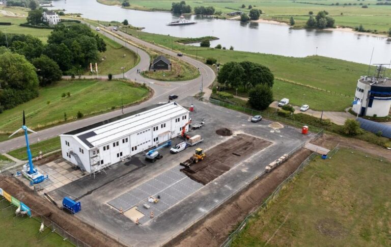 DredgingToday's tweet image. #DEME wins Lekdijk contract – part of Dutch #FloodProtection Program

dredgingtoday.com/2025/09/17/dem…
