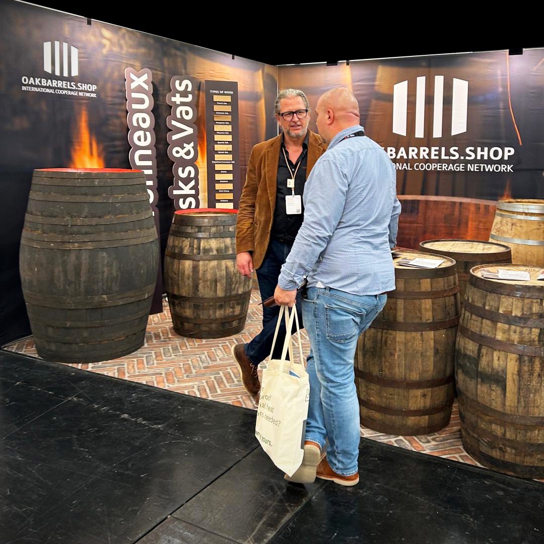OakbarrelsS's tweet image. 🍷🥃 We’re thrilled to exhibit at #Drinktec2025 in Munich!
📍 Find OAKBARRELS.SHOP in Hall C3, Booth 445.

Premium oak barrels for breweries, distilleries &amp;amp; winemakers. Let’s raise a glass to innovation! 🍺✨

#CraftBeer #DistilleryLife #BarrelAging