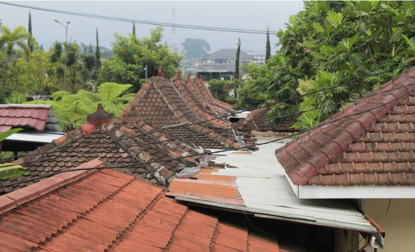 nyroofinghub's tweet photo. TPO vs. EPDM Roofing: Which is Better for Your Commercial Property?
Discover the differences between TPO and EPDM roofing systems for commercial properties. 

https://t.co/6KFqlyW9pL https://t.co/UGCFyfuOM4
