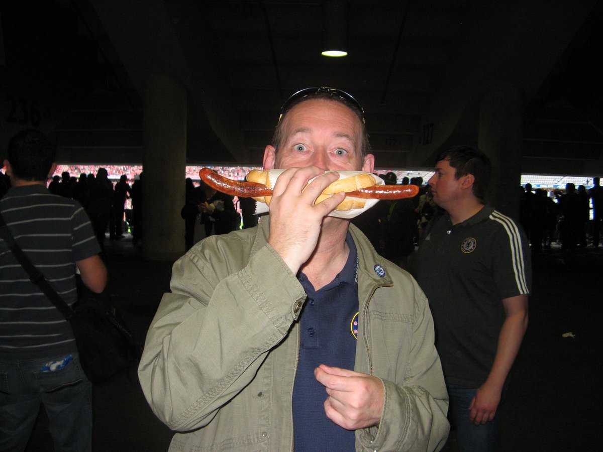 So... Allianz Arena tonight.
Not many gave us a chance in their Country, city, stadium but I came away with a smile on my face. 🙂
Anyone wanting a memory of that game drop me a DM &amp; for £14 including P&amp;P I'll sort you out. 
<a href="/ChelseaFanCast/">Chelsea FanCast ⭐️⭐️🇺🇦</a> <a href="/onlyapound/">cfcuk Fanzine 💙🏴󠁧󠁢󠁥󠁮󠁧󠁿🇬🇧</a>
RT's appreciated 
Carefree