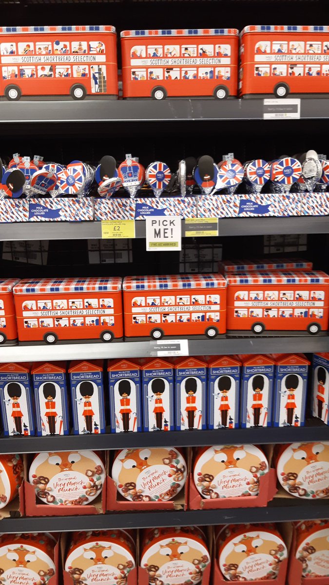 🇬🇧ロンドンお土産M&S🇬🇧 マークス & スペンサーヘ行ってみて下さい