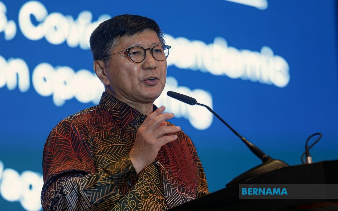 bernamadotcom's tweet image. FMM harap tiada cukai tambahan sektor pembuatan dalam Belanjawan 2026 

bernamabiz.com/news-bm.php?id… 

#BernamaNews #Belanjawan2026 #cukai