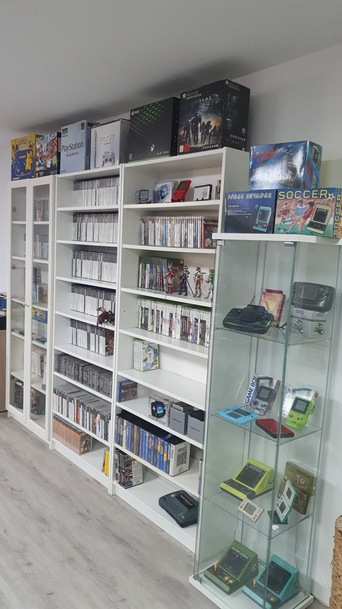 RetroKing tweet media