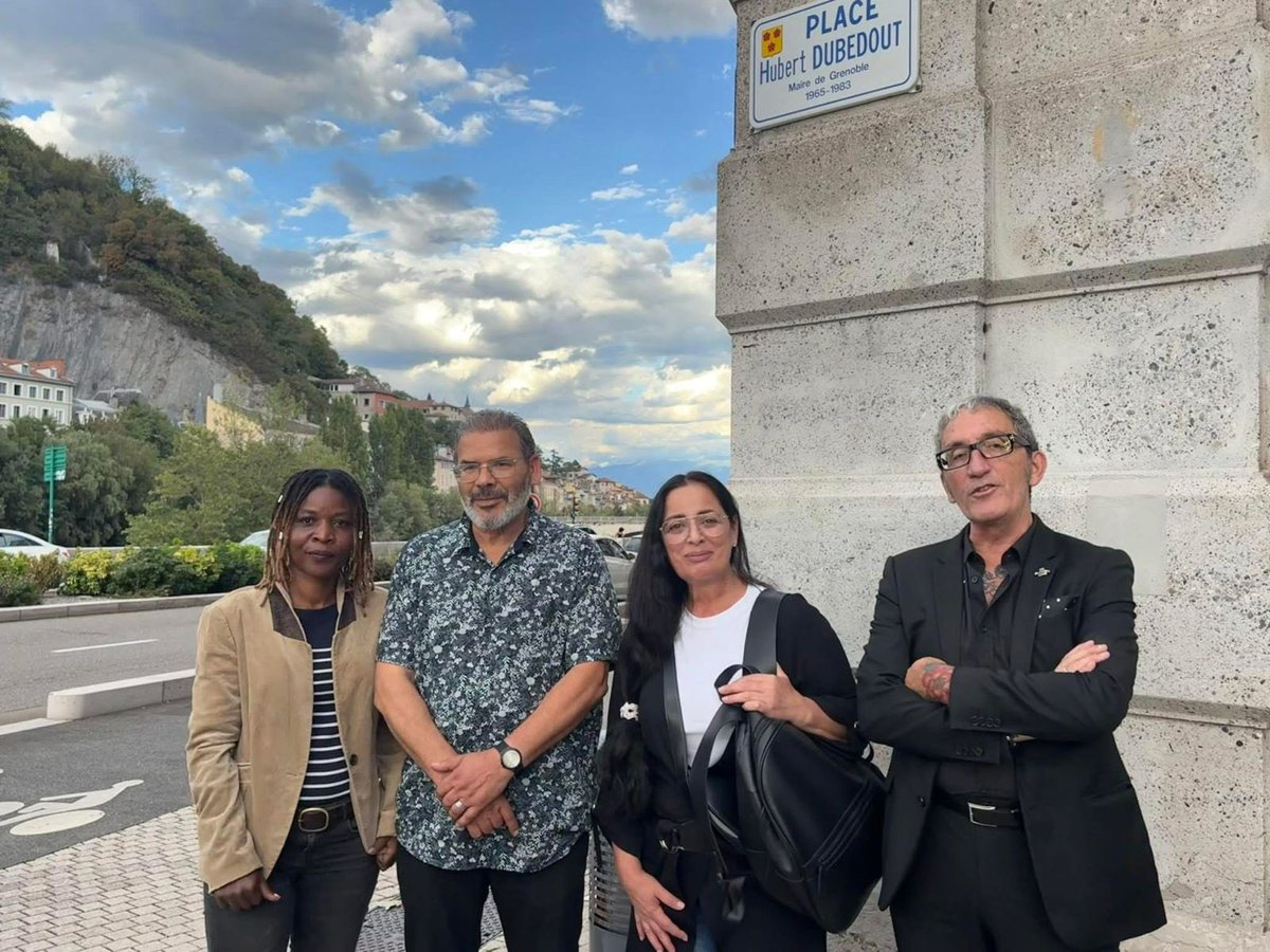 Bienvenue à Hosny BEN REDJEB, qui rejoint notre équipe, au sein du groupe la Gauche qui agit, pour réconcilier Grenoble et redonner à l’action publique le sens du respect et de l’efficacité.

#Grenoble 
#Gauche
#RéconcilierGrenoble 
#municipales2026