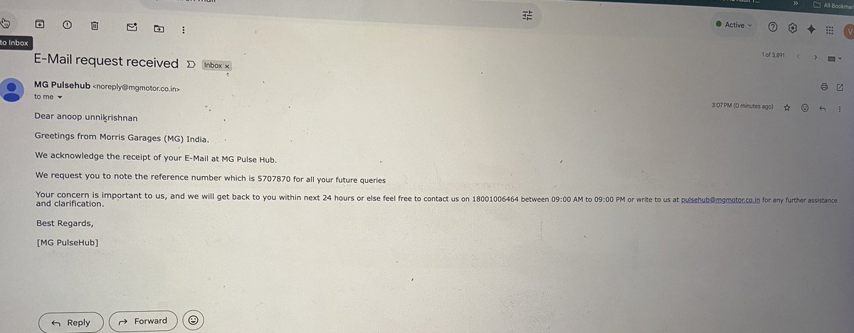 VK300625's tweet photo. Raised concerns multiple times, yet MG prefers calling random strangers instead of their actual customer. Truly redefining ‘customer care’ 👏 @MGMotorIn https://t.co/jBixFhJkb1