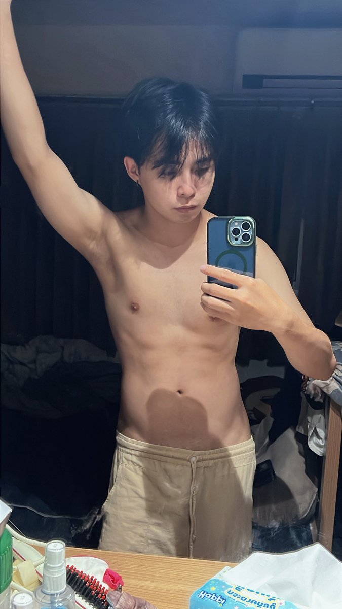 ดล tweet media