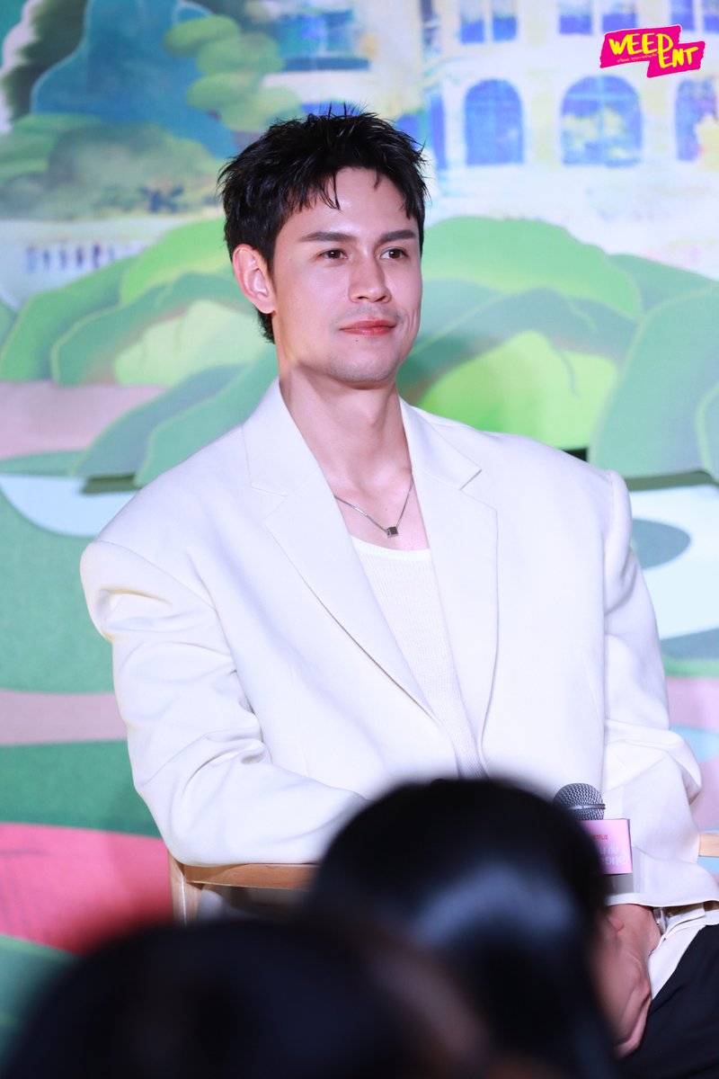 " ชาร์เลท - แมน" เปิดม่านพิพิธภัณฑ์วรเทพอนันต์ ร่วมงานเปิดตัวภาพยนตร์โรแมนติกคอเมดี้ “ซ้ำวัน กับ Someone" ชวนติดลูปรักไปด้วยกัน 🩷✨

#CharletteWasita #Mantrisanu
#ซ้ำวันกับSomeone #NetflixTH