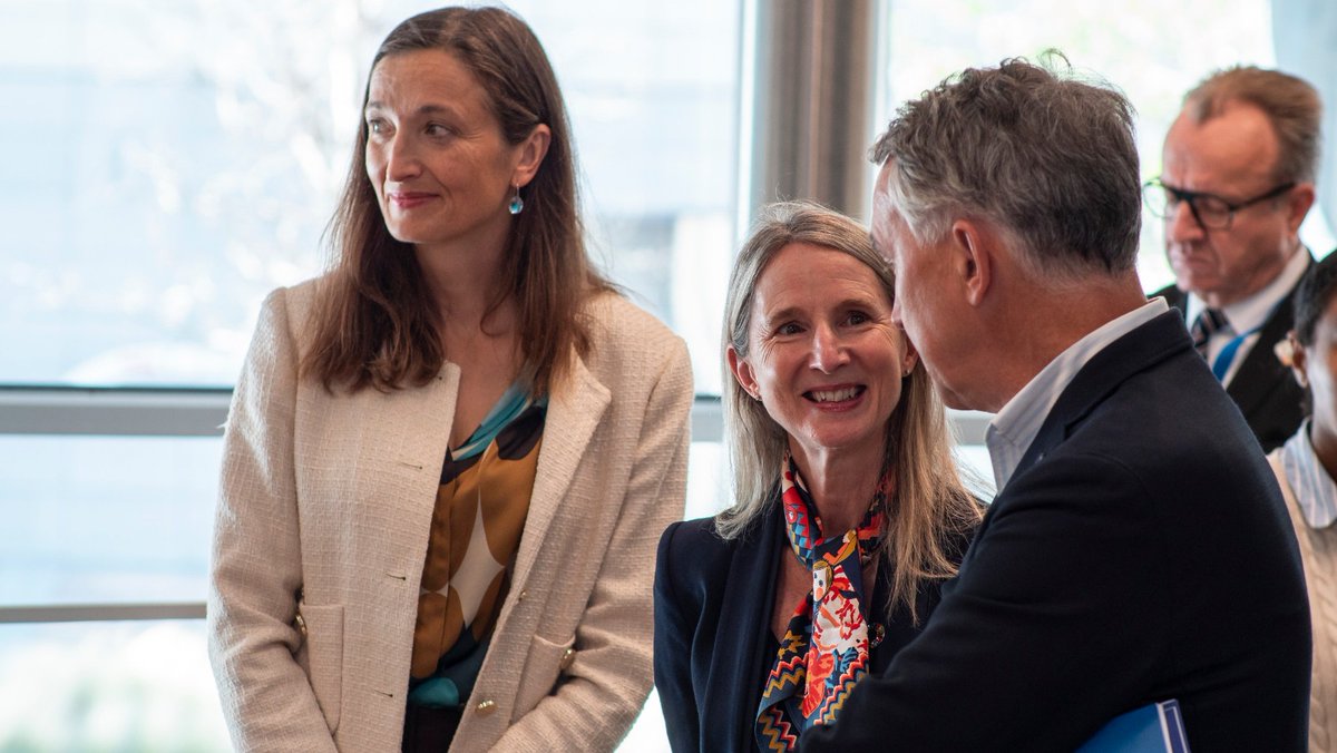 GvanMontfort's tweet photo. Great to partner w/ #EU on #LightsStayOn📸exhibition @Europarl_EN Info Hub in Brussels.
Stories featured in the exhibition showcase the breadth of EU–@UNDP partnership in #Ukraine and the collective efforts to support recovery & EU integration.
#VisitEP: https://t.co/g91lynWks9 https://t.co/eZFqv7SlhP