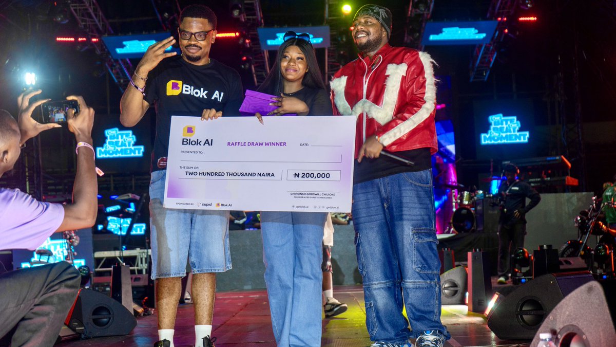 getblokai's tweet image. Our highlight of Bole Festival!🔥🔥

Destiny walking home with a ₦200k cash prize — all thanks to Blok AI! 🥳🤩

This moment was truly priceless, and it’s only the beginning of many more to come.