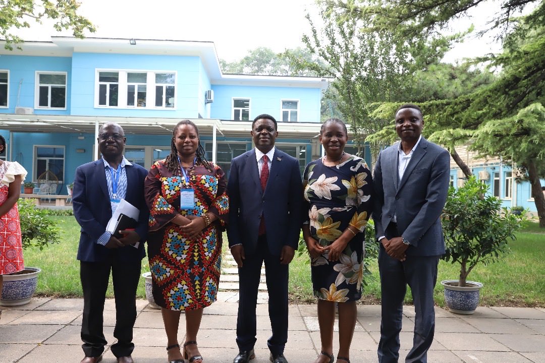 ⁦⁦<a href="/UNAIDSMalawi/">UNAIDS Malawi</a>⁩ joined a mission to China, exchanging insights on HIV with: Mr Hao Chang, China AIDS Association, H.E. Ivan Zyuulu Zambia’s Ambassador to China
H.E. Allan Chintedza Malawi’s Ambassador to China
Dr Erasmus Morah ⁦<a href="/UNAIDS_CN/">UNAIDS Office in China</a>⁩
South-South learning