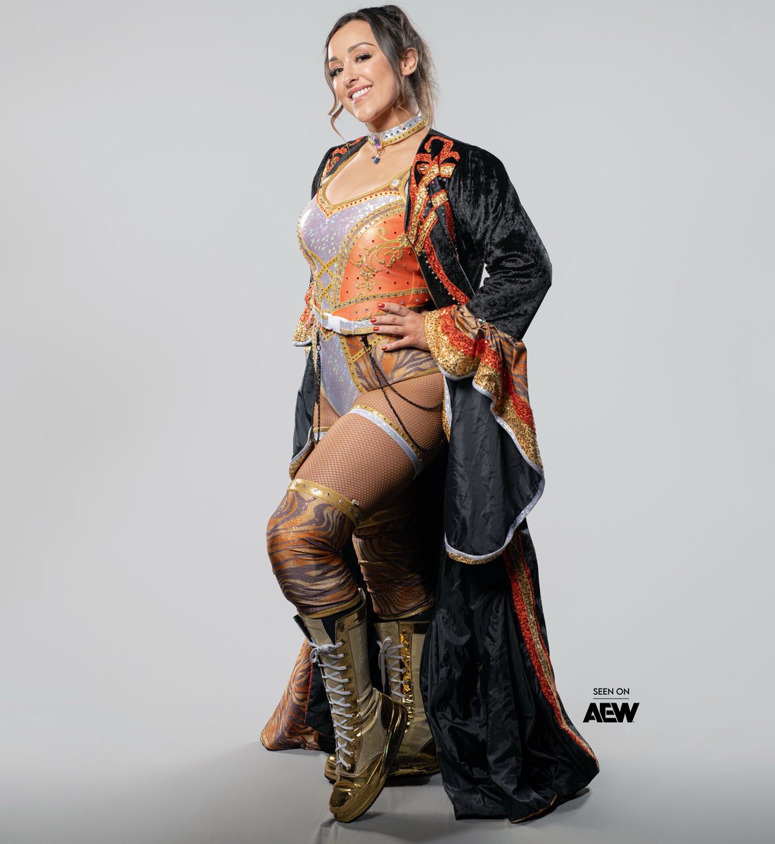 Fairest of them all 🍎 

📸 Speedy photo x AEW