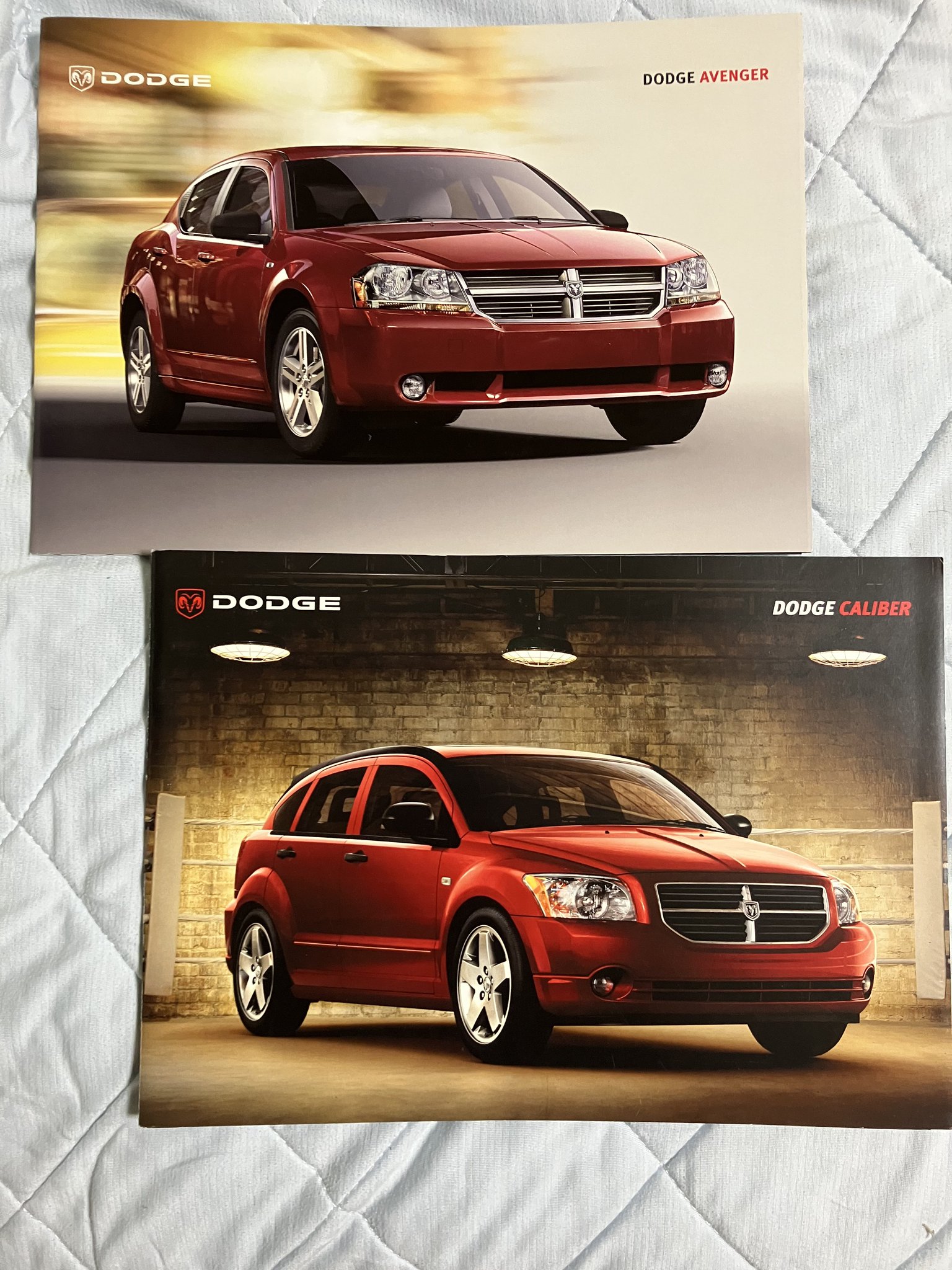 カーカバー 2009年のDodge Journey通気性のカーカバー、MirrorPocket 2009 2010 Dodge Journey Bre For Dodge Journey 2009-2020 Real Carbon Fiber Front Hood