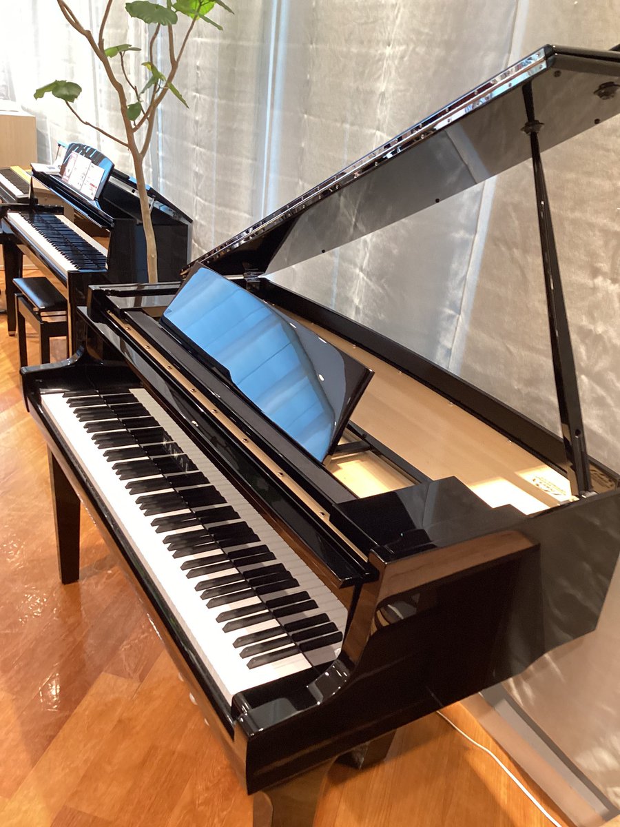 🎹 新商品の電子ピアノ「#カワイ NOVUS NV12」が店頭に登場しました
