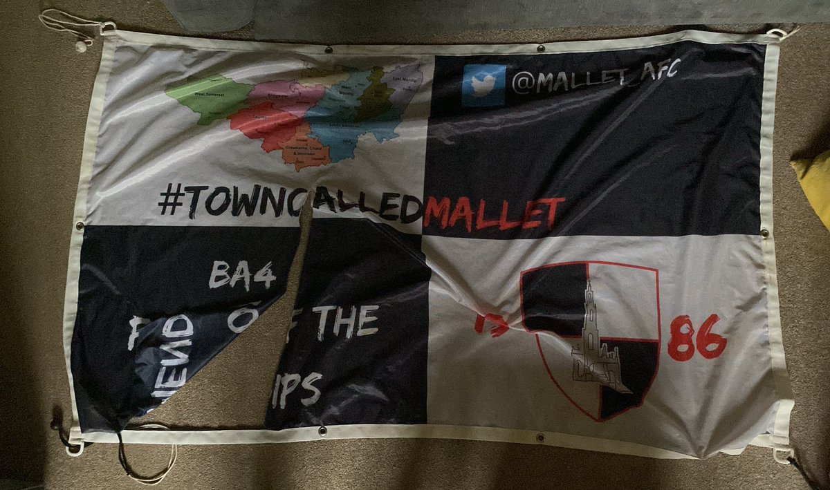 mallet_flags's tweet image. During @Mallet_AFC game yesterday against @fcstreet unfortunately some youth fans decided to take down, rip and throw the mallet flags over the wall. No point in trying to hide it so please share this post to get this tweet out.