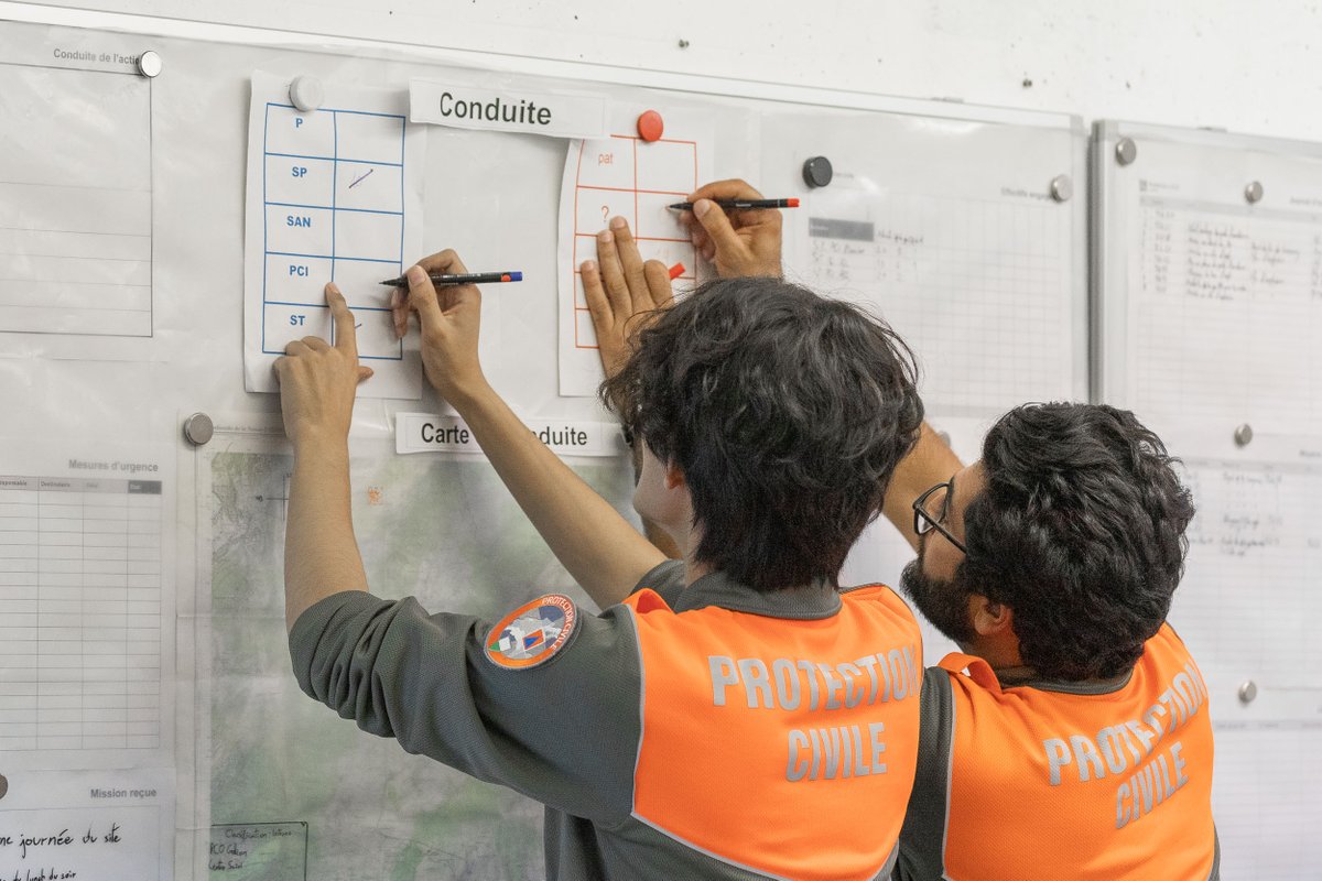 PCiVD's tweet image. 🔸École de formation de base🔸

Pendant leur deuxième semaine au Centre cantonal d'instruction, les nouveaux astreints rejoignent la filière qui leur a été attribuée.

Finalement, toutes les compétences acquises sont testées lors d'un exercice grandeur nature.

📸 Jérémy Tacheron