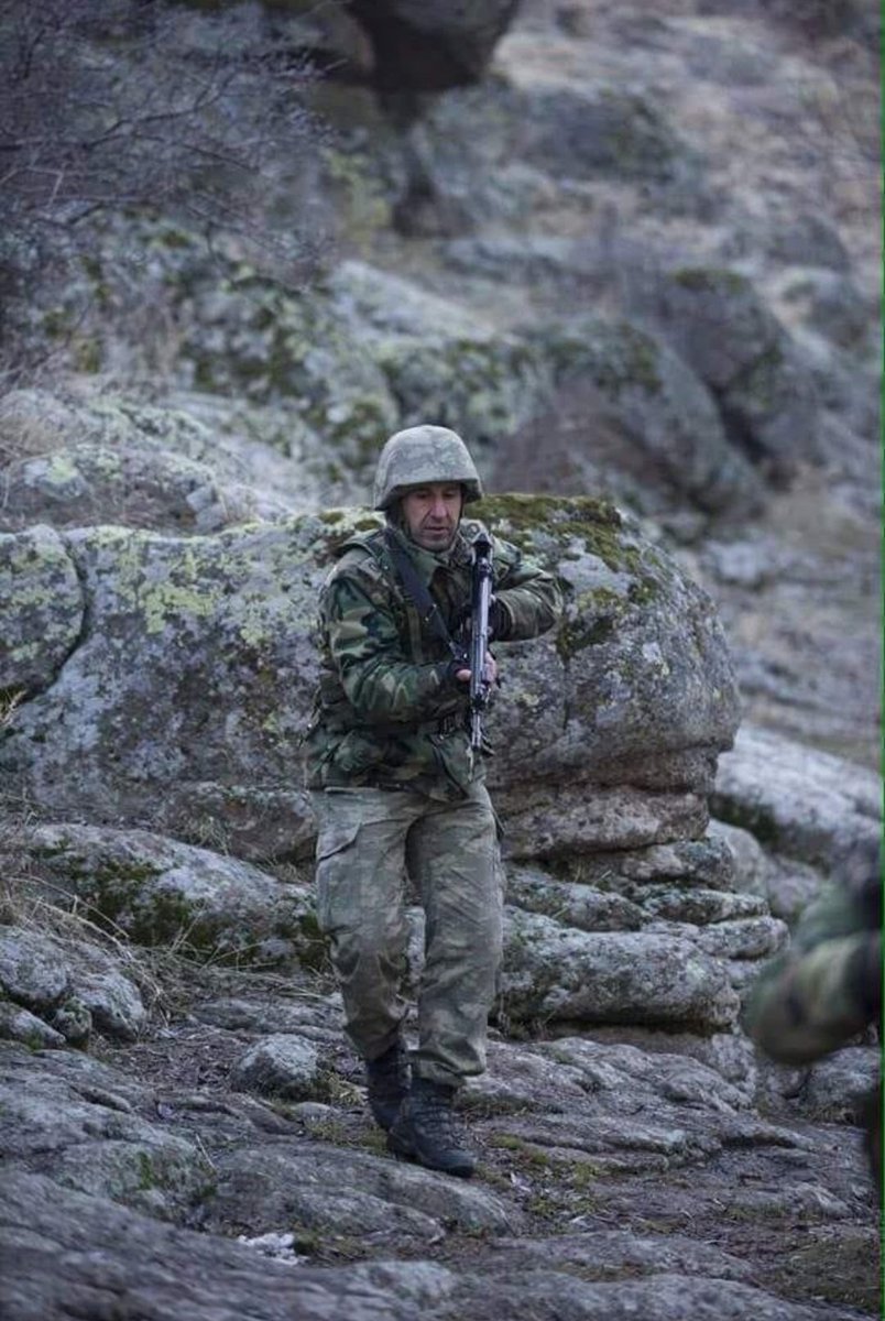 🇹🇷Funda35🇹🇷 (@funda035_35) on Twitter photo Bugün sessiz kalmak,yarın hepimizin hukukunun çiğnenmesine kapı aralamaktır.
Buradan sesleniyorum:
Yürekli,vatansever tüm avukatlarımızı ve silah arkadaşlarını <a href="/OrkunOzeller/">Orkun Özeller</a>’in yanında durmaya ve hukuki destek vermeye çağırıyorum.
#OrkunÖzellereADALET
#OrkunÖzellerYalnızDeğildir Bugün sessiz kalmak,yarın hepimizin hukukunun çiğnenmesine kapı aralamaktır.
Buradan sesleniyorum:
Yürekli,vatansever tüm avukatlarımızı ve silah arkadaşlarını <a href="/OrkunOzeller/">Orkun Özeller</a>’in yanında durmaya ve hukuki destek vermeye çağırıyorum.
#OrkunÖzellereADALET
#OrkunÖzellerYalnızDeğildir