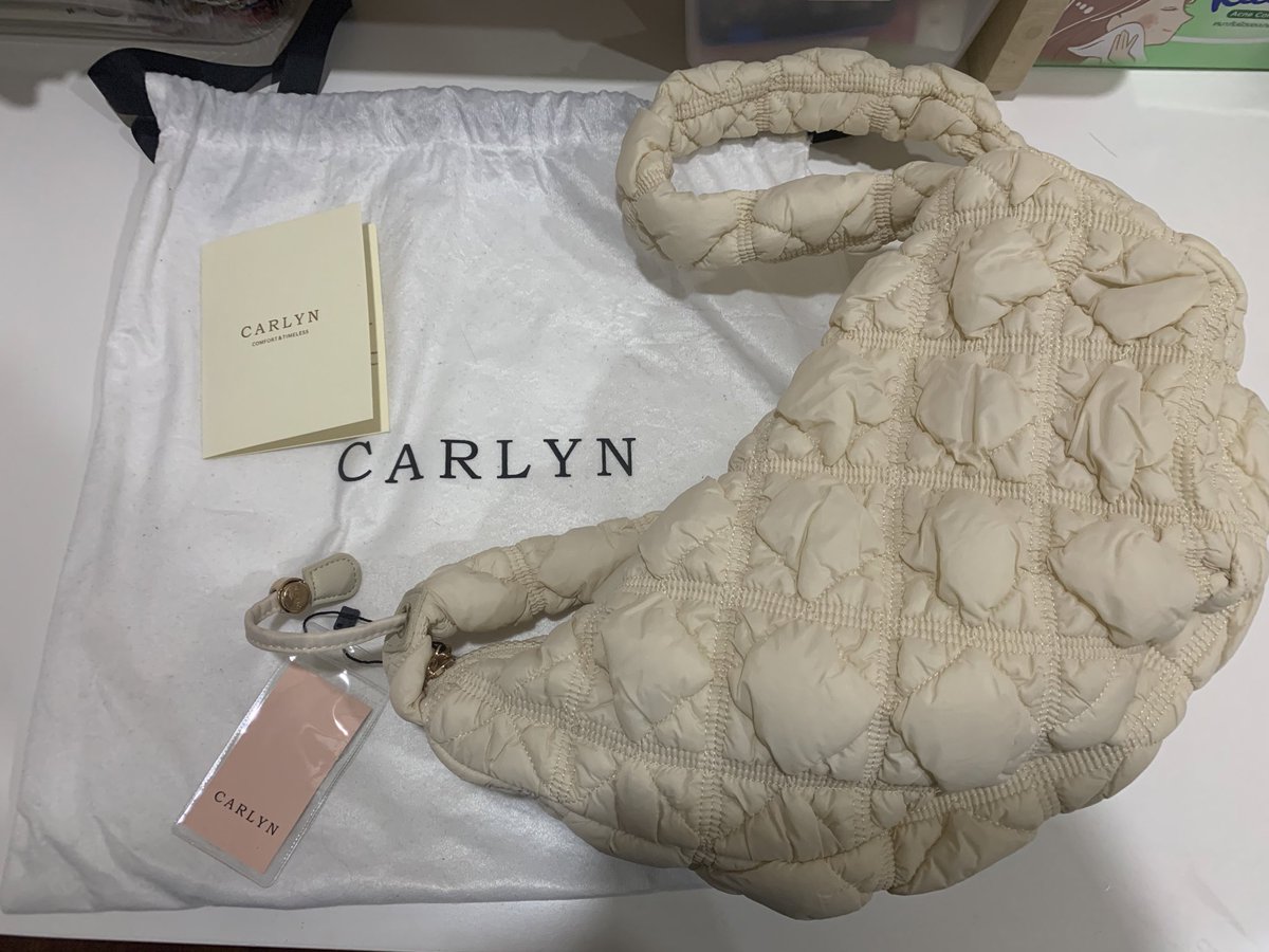 cknbbx's tweet photo. ส่งต่อ กระเป๋า #Carlyn cozy M สี ivory

สภาพ 100% ยังไม่เคยใช้เลยค่ะ

ราคา 1,350 บาท (ส่งฟรี ems ค่ะ)

พร้อมโอนลดให้ได้ค่ะ

สนใจ DM มาได้เลยค่ะ 🙇🏻‍♀️

#กระเป๋าcarlyn #ส่งต่อกระเป๋า #กระเป๋ามือสอง #กระเป๋าสะพายข้าง #ส่งต่อcarlyn #พรีเกาหลี #carlynthailand #ของมือสอง https://t.co/xEG9KN6keL