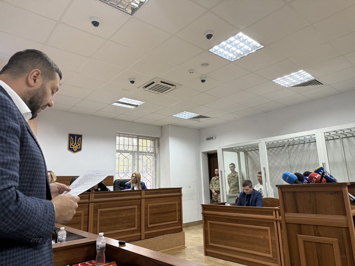 SymorozOfficial's tweet image. Справа вбитого на станції столичного фунікулера неповнолітнього Максима Матерухіна пʼяним співробітником УДО Артемом Косовим.
Сьогодні відбулося останнє судове засідання. Завершено стадію дебатів, колегія суддів пішла в нарадчу кімнату, в понеділок 22 вересня об 11.30…