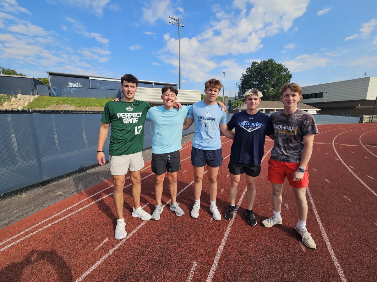 PBBplayerDev's tweet image. Wk 5 #NWD update 

Congrats to 
#Slavis/ #Baker for highest partner score

Congrats to our straight A+ players 
@DREWABNEY11
#rdnelson
@Lukewinbush
#hunterbradford

Shoutout to our SR leadership team
@benhill081
@Jacob_israel2
#KaydenCampbell 
For mentoring our freshman lifters